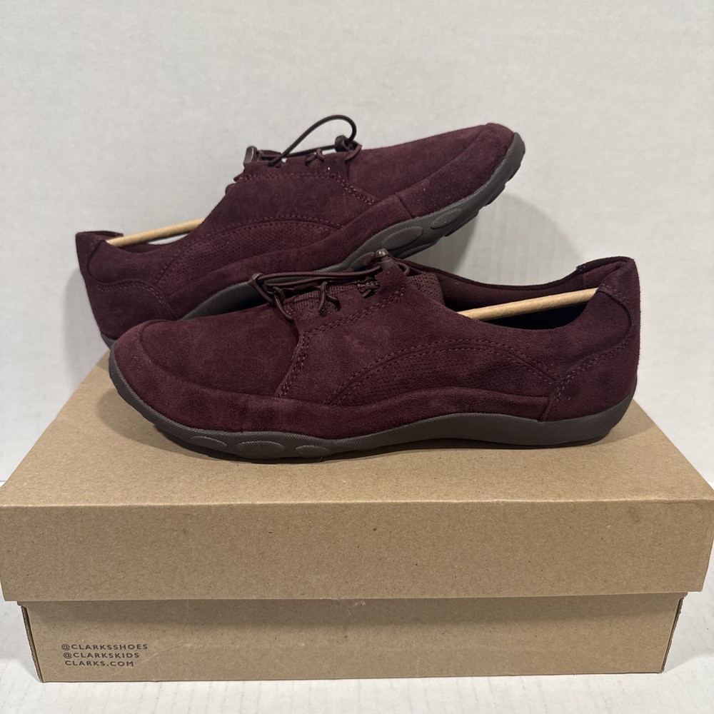 Clarks Haley Rhea Sneakers Suede W/bungee Tie Size 9.5 M NIB